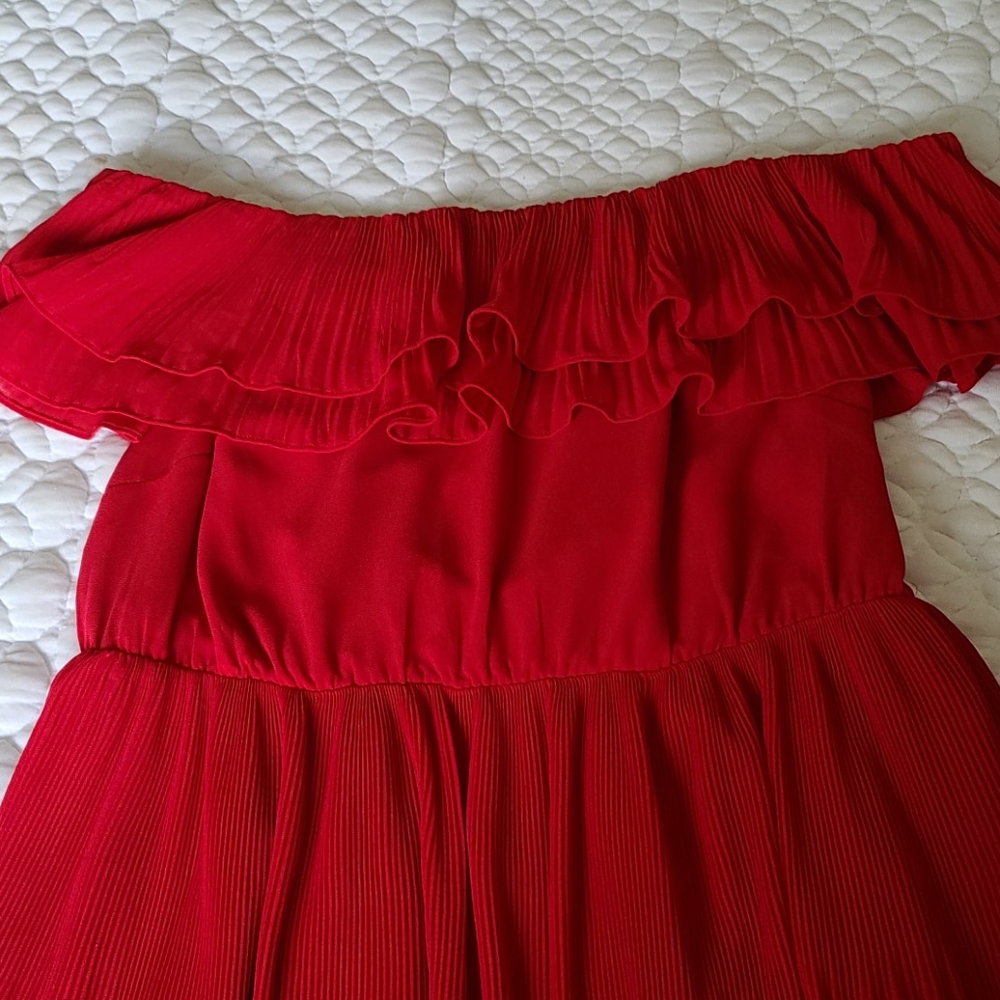Shoulder off red dress